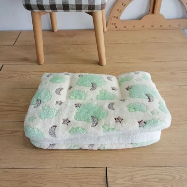 Flannel Pet Mat Dog Bed Cat Bed Thicken Sleeping Mat Dog Blanket Mat For Puppy Kitten Pet Bed for Small Large Dogs Pet Supplies - Image 5