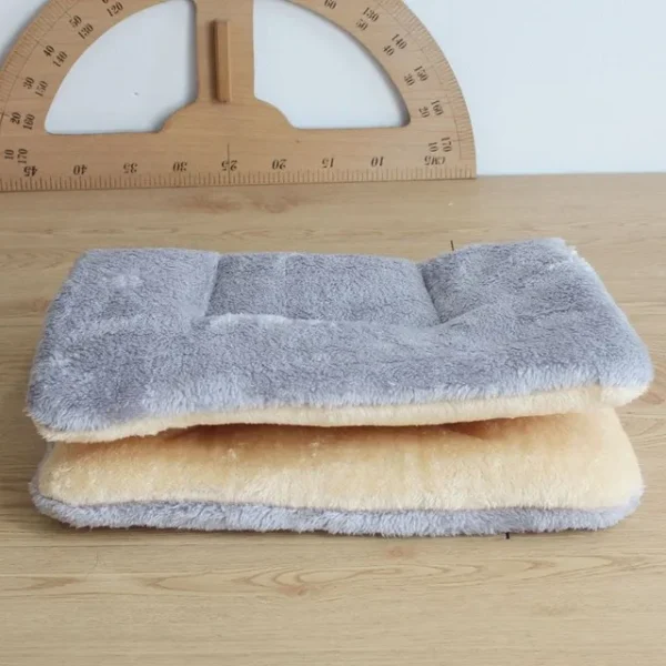 Flannel Pet Mat Dog Bed Cat Bed Thicken Sleeping Mat Dog Blanket Mat For Puppy Kitten Pet Bed for Small Large Dogs Pet Supplies - Image 7